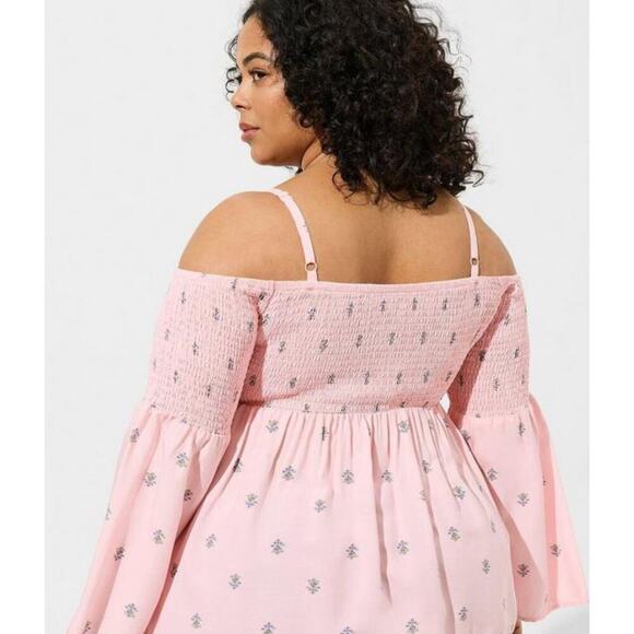 Torrid Plus Size Top Challis Cold Shoulder Smocked Blouse Off Shoulder Size 0 - Picture 2 of 7